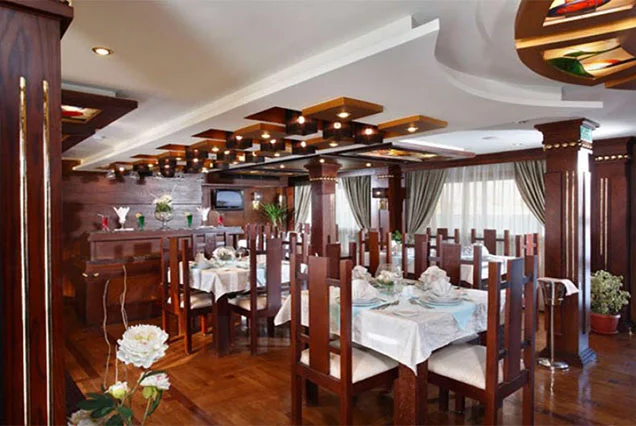 Merit Dahabiya Boat for 3 Nights (6)