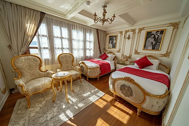 4 Days Princess Farida Luxury Dahabiya Nile Cruise (12)